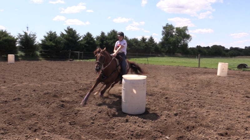 Perth County teen rising in ranks in North American Barrel Racing Circuit