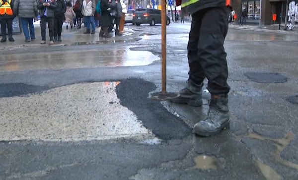 Montreal is using cold asphalt to patch up its potholes. Will it last?