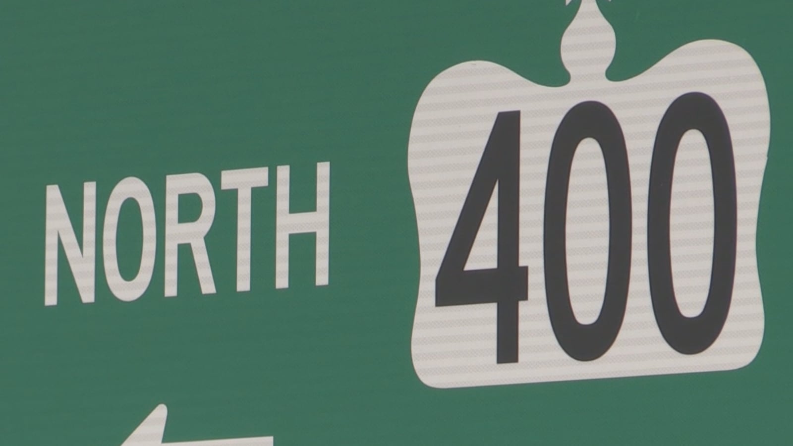 No injuries in tractor-trailer rollover on Highway 400 in Georgian Bay ...
