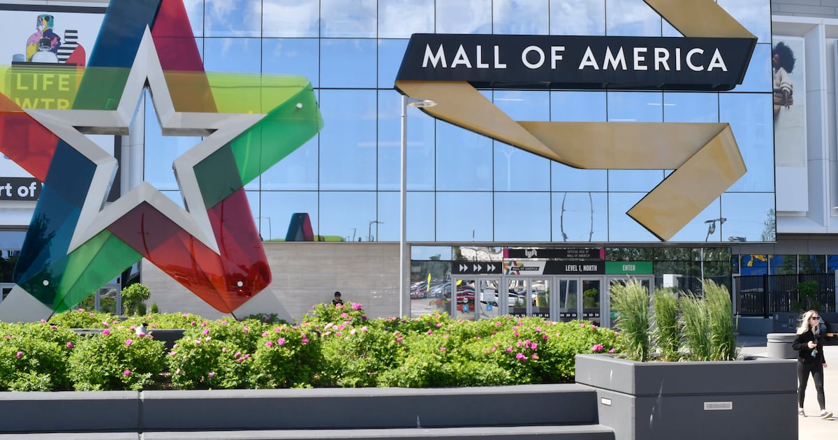 FBI says it thwarted an attack on the Mall of America by a teen it supplied with an assault rifle