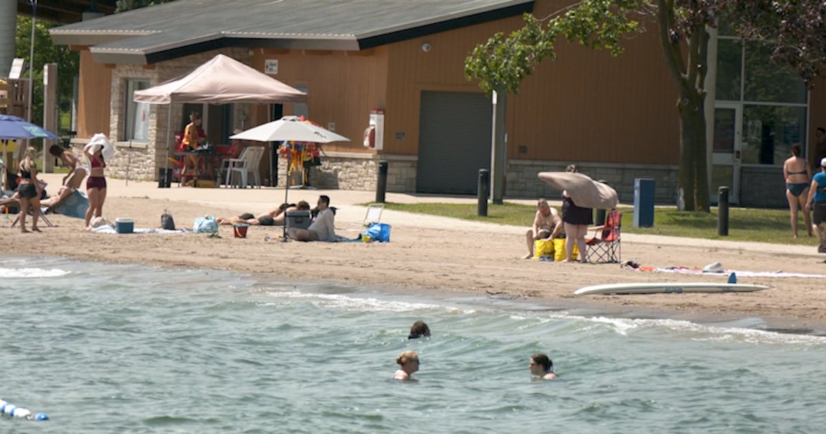 Region embracing hot temperatures during heatwave