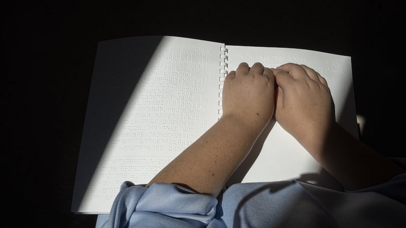 Quebec school finds creative ways to help students with visual impairments learn