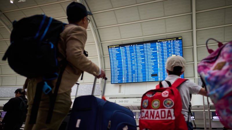 ‘Very cautious’: Canadians skeptical of major airports privatization, Nanos survey shows