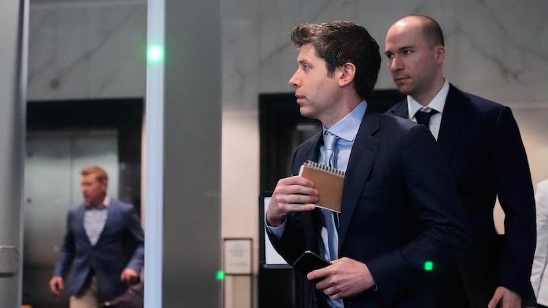 Lawyers for Elon Musk and OpenAI make their final case in a trial that could shape AI’s future