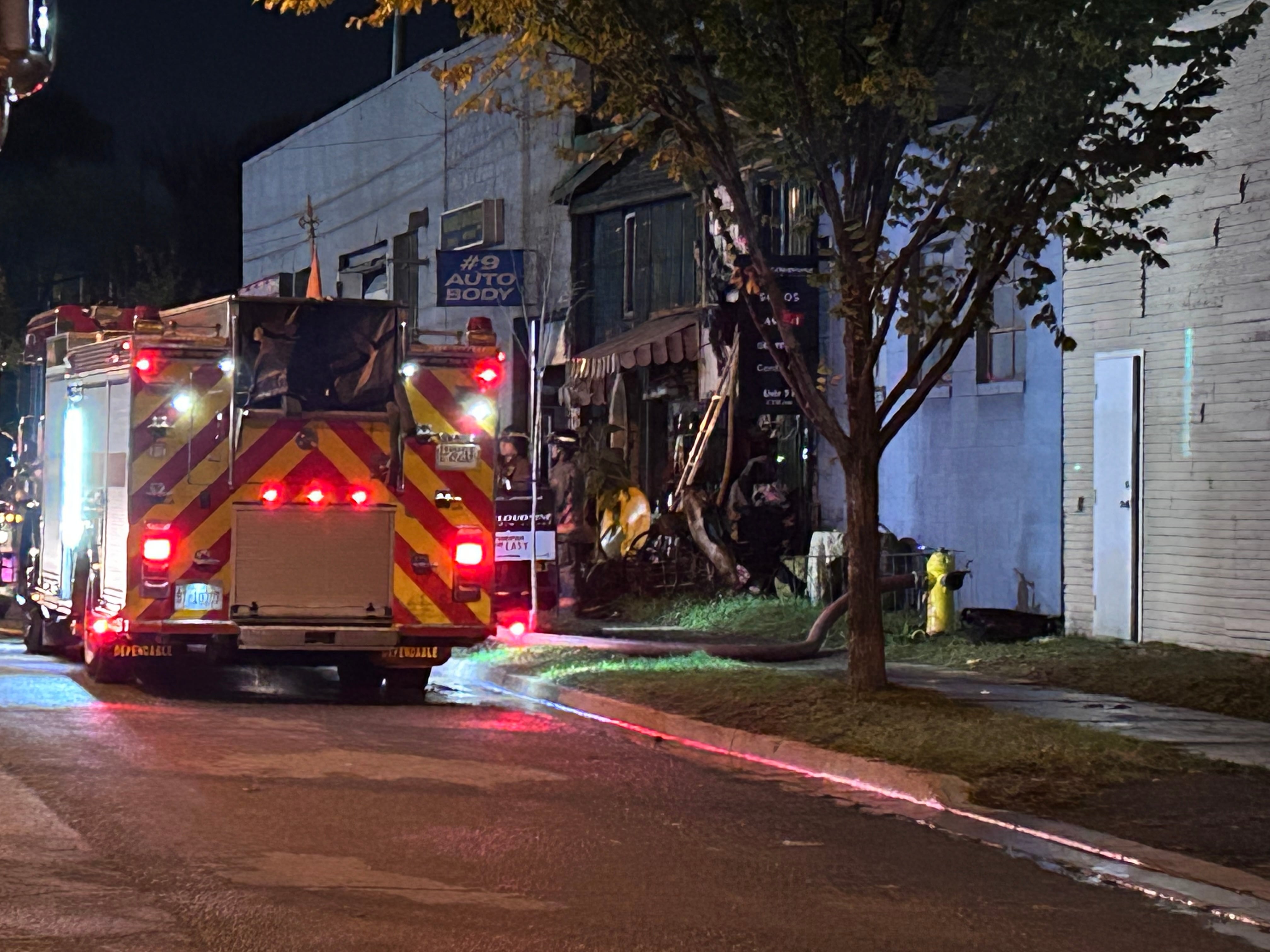 ‘Extreme smoke’: Three-alarm fire breaks out at antique shop in Leaside