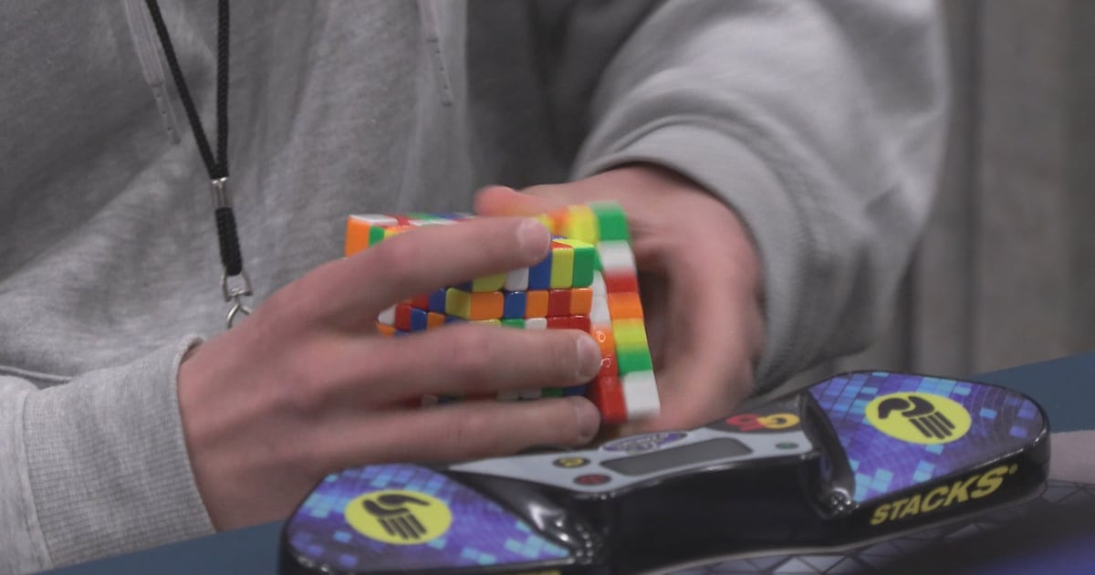 Cubing Comp Speedcubing Canada: Winnipeg competition brings dozens of speedcubers