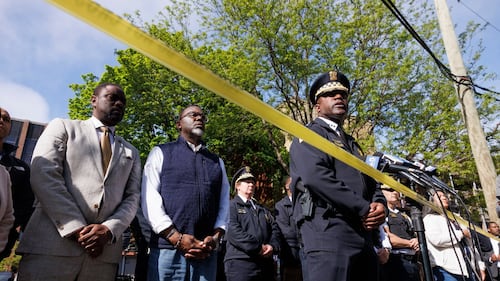Suspect in shooting of 2 Chicago officers allegedly pulled handgun from under blanket at hospital