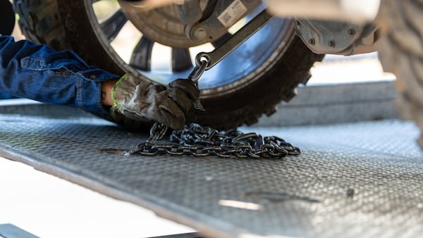 Alberta introduces fines, jail time for predatory towing practices