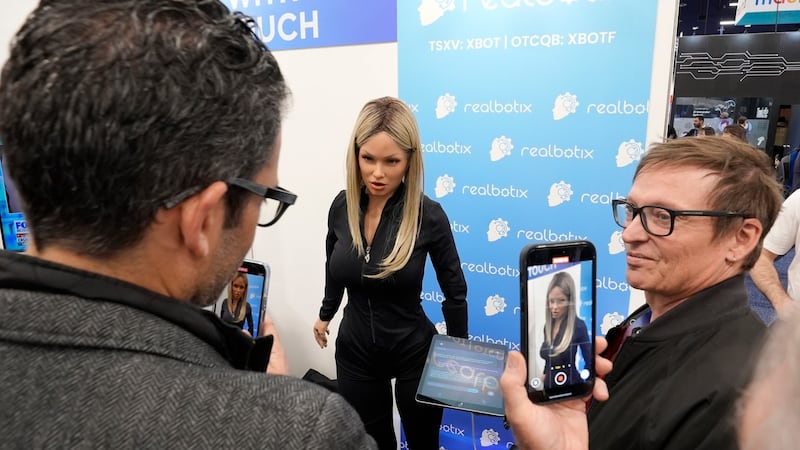New York school pauses plan to deploy humanlike AI robot teacher after backlash