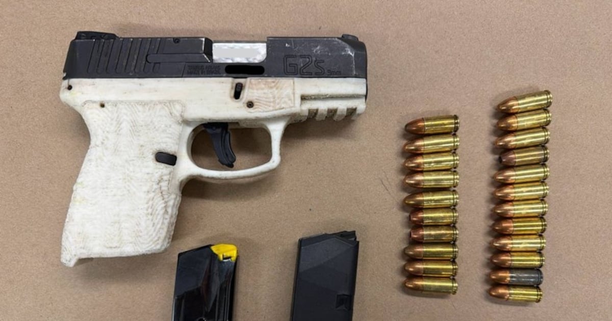 Kronto Man Toronto man charged with firearm offences after chase
