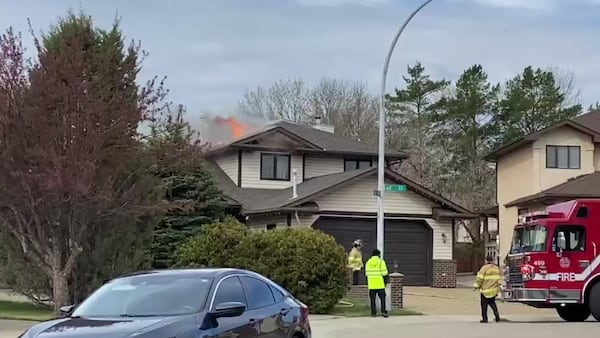 Fire breaks out at Edmonton home for 2nd time in as many days