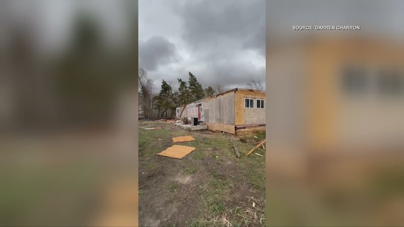 βEverythingβs goneβ: Roof blows off Manitoba home during high winds