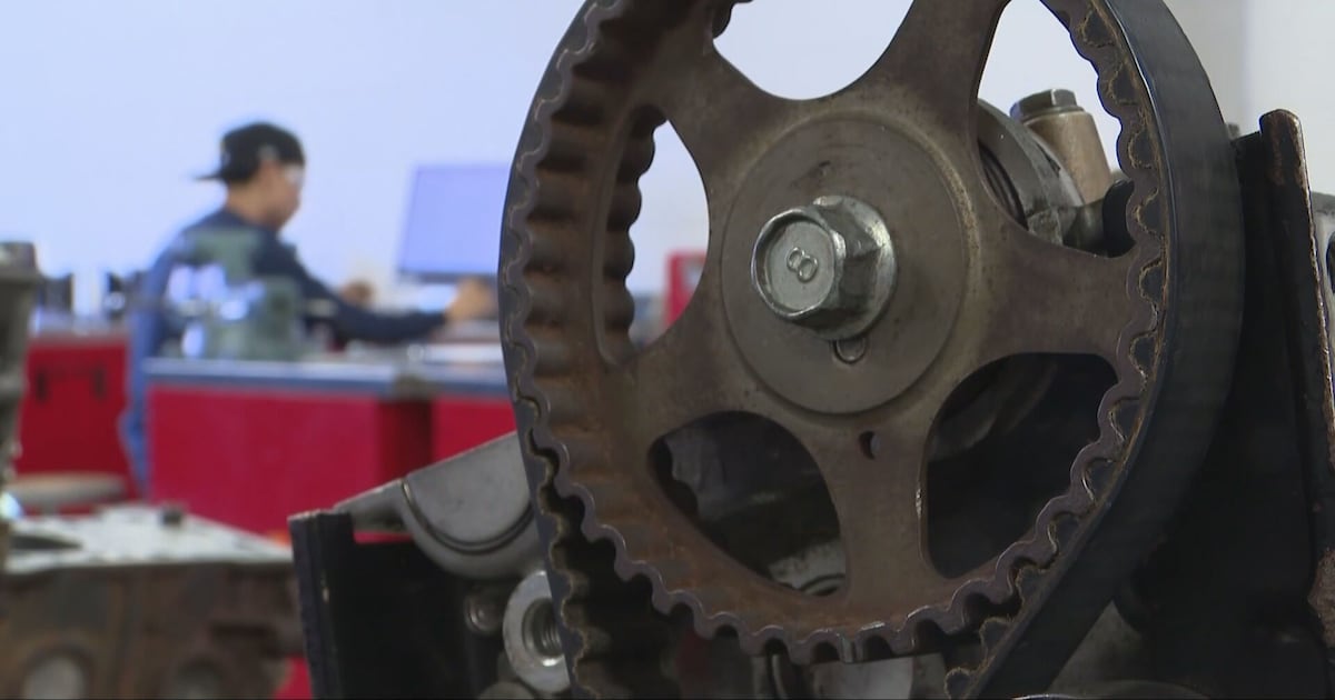 Bill 101 expansion to vocational schools could drain English school boards of funds, EMSB warns