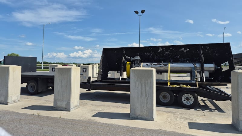 Commercial driver in Apple Hill, Ont. gets 15 tickets after being stopped for not wearing seat belt: OPP