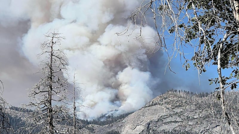 Firefighting helicopter crashes near Yosemite, killing both pilots