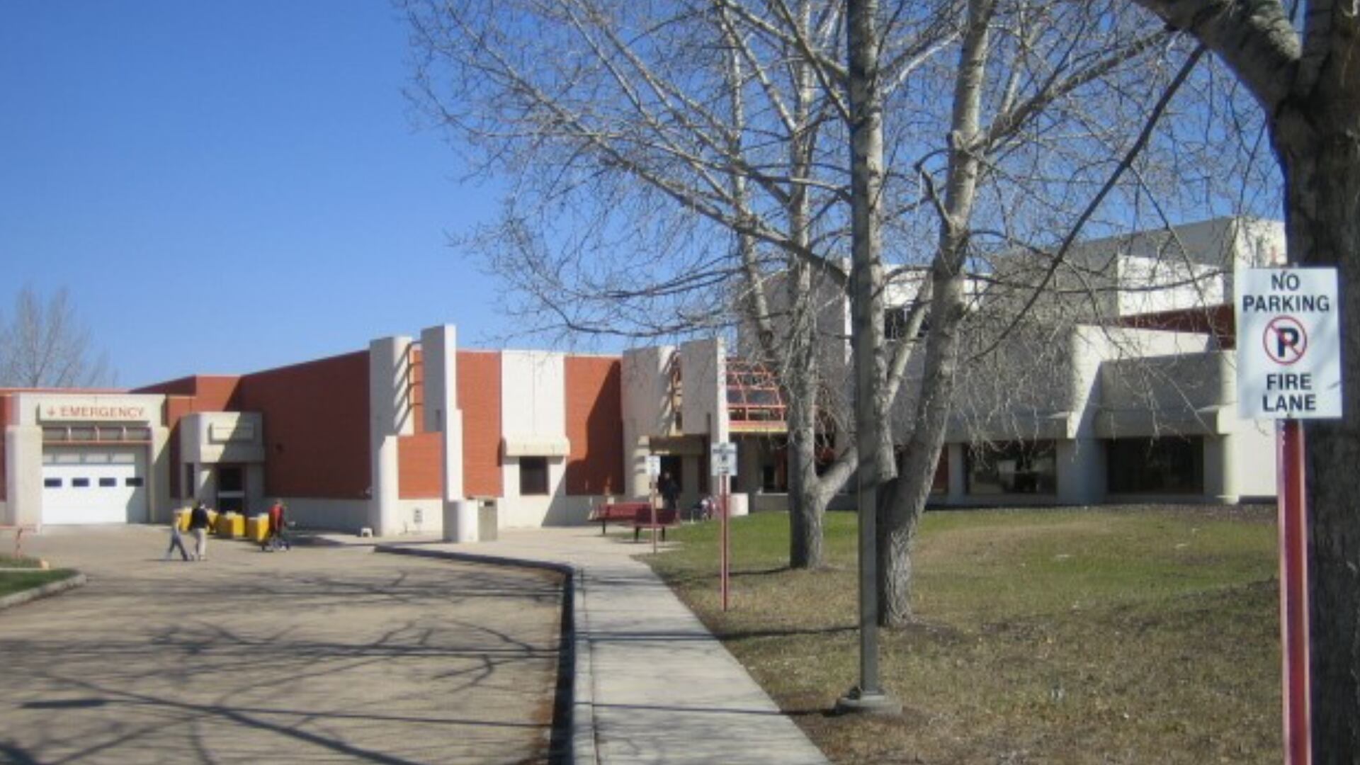 Ponoka Hospital and Health Care Centre. (Source: Lasting Impressions)