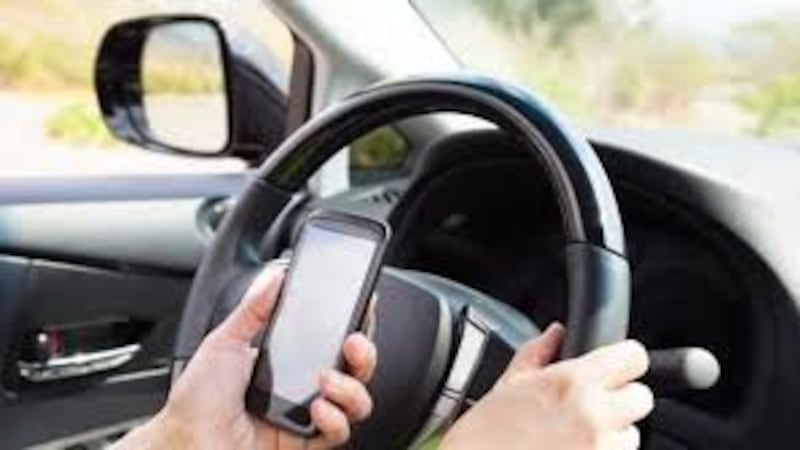 Distracted driving tickets surge in Windsor as paralegal warns charges are getting harder to fight