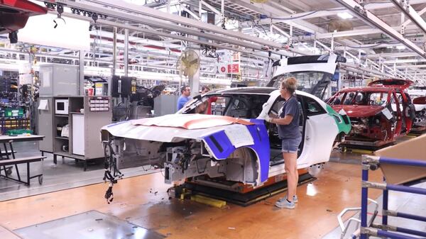 As Canada builds fewer vehicles, Windsor-Essex sits at a crossroads in auto sector shift