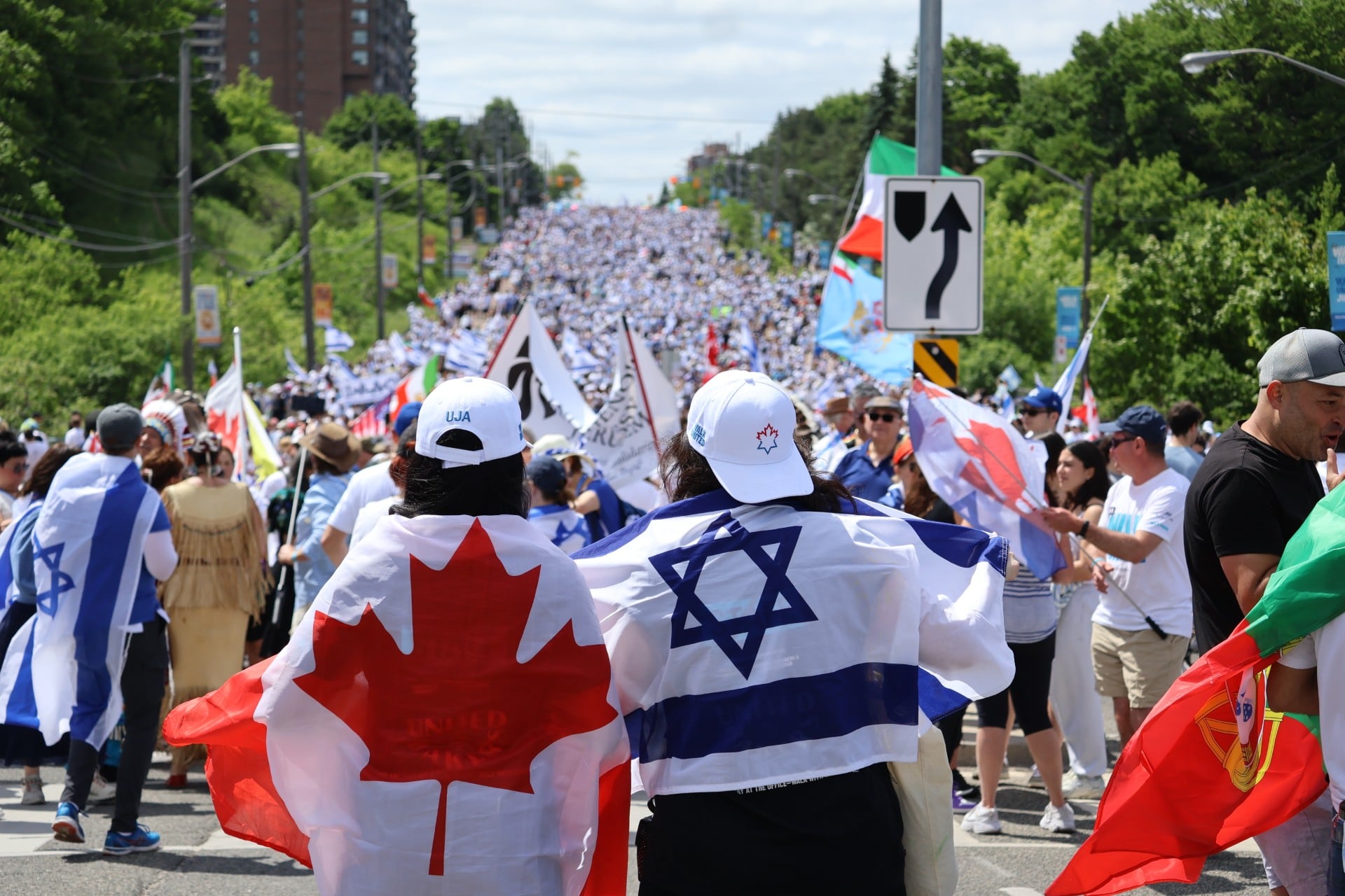 4 people arrested at Walk With Israel as tens of thousands gather in Toront