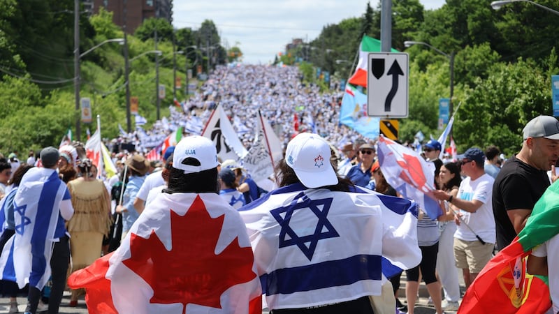 3 people arrested at Walk With Israel as tens of thousands gather in Toronto amid tight security