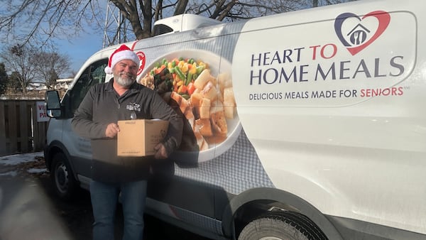 First responders and meal delivery service partner to bring holiday meals to those in need