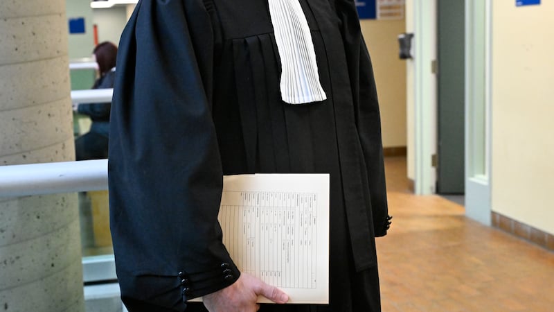 Quebecers can get free legal advice by phone this weekend