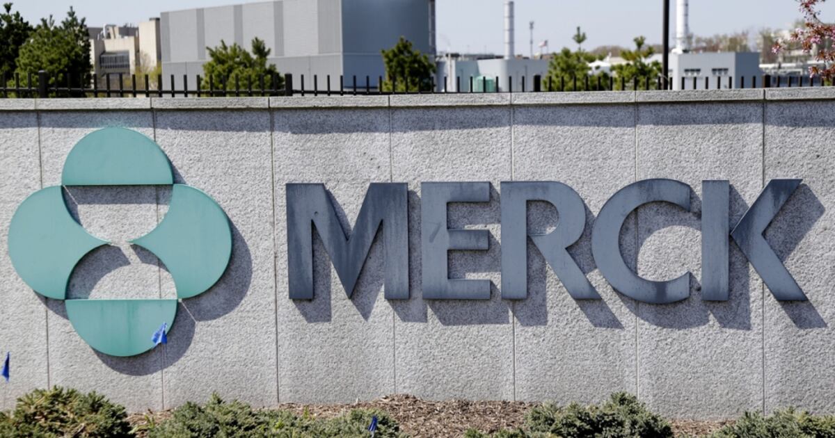 Merck to spin off assets with US$6.5B in sales; 4Q profit up