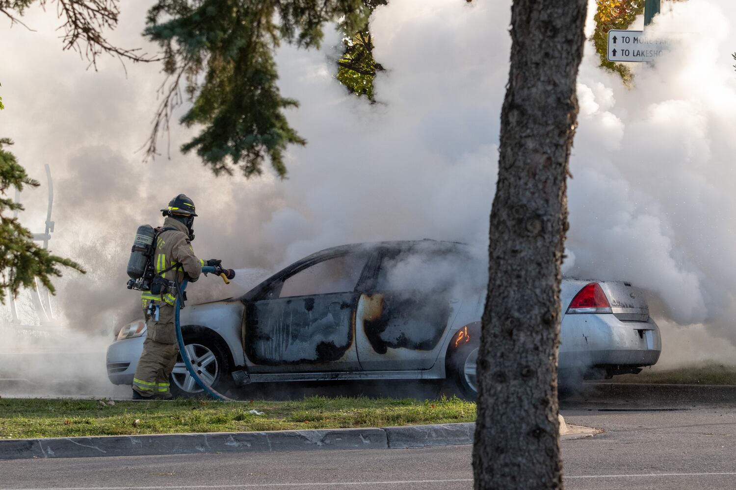 Car goes up in flames at Barrie's waterfront – CTVNews