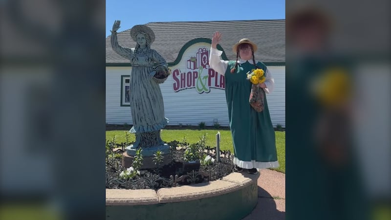 Manne of Green Gables: P.E.I. teen dresses up as beloved character, helps gift shop go viral