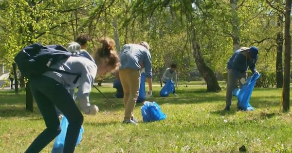 National Volunteer Week honours Canadians who give back
