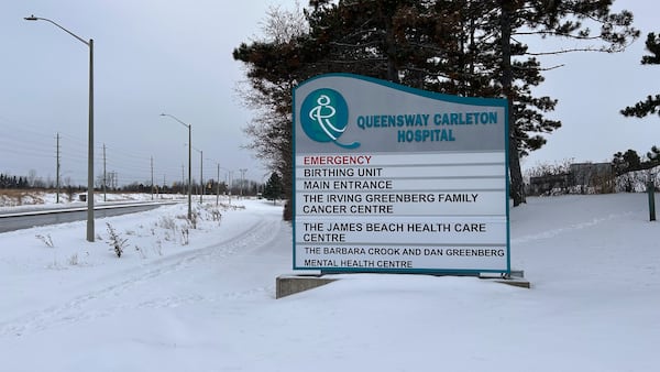 Queensway Carleton Hospital seeing lengthy wait times