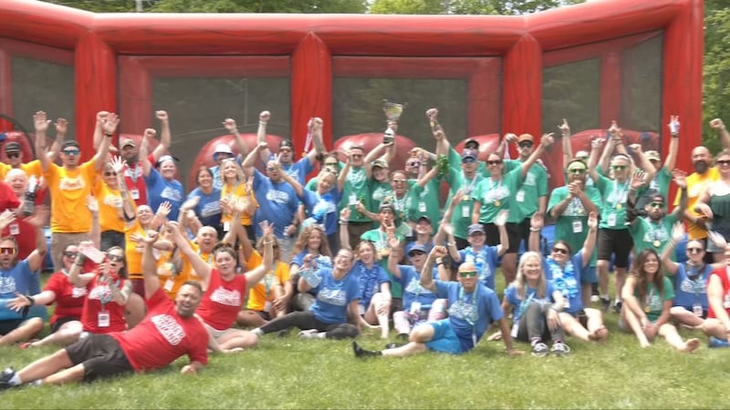 Living up the sober life: Alcohol-free retreat connects sober community