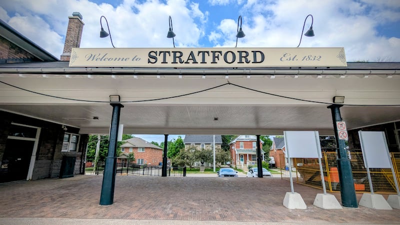 GO train service begins in Stratford