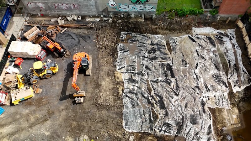 Stinking construction site closed after dangerous contaminants found
