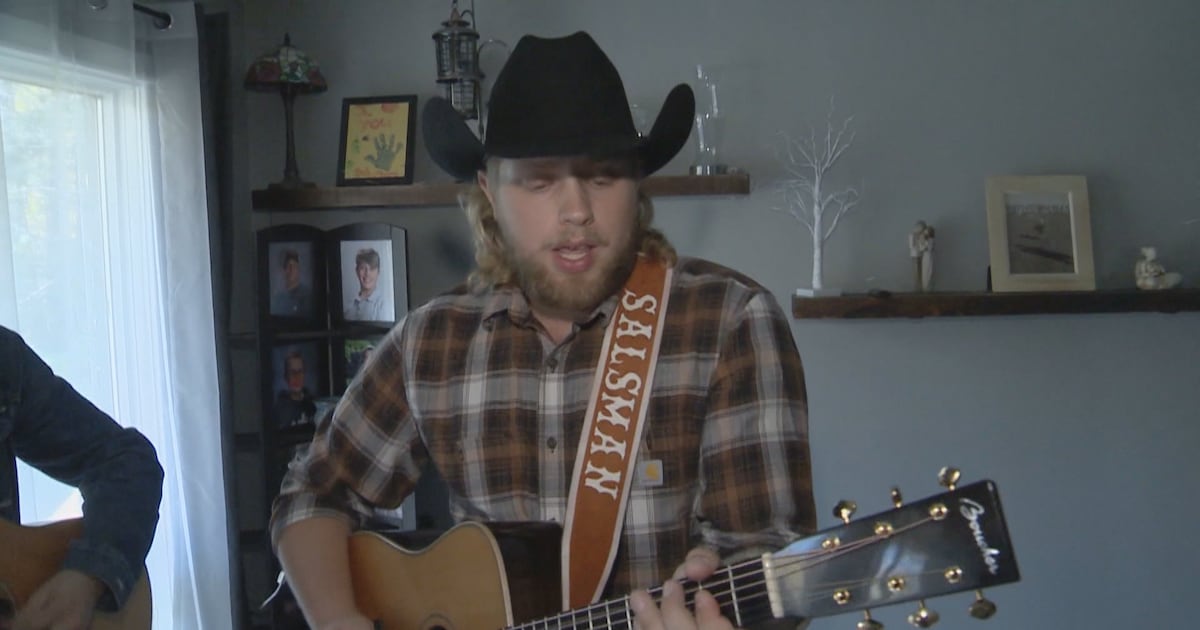 N.S. country musician wins award in Nashville for ‘Wrong Things Right’