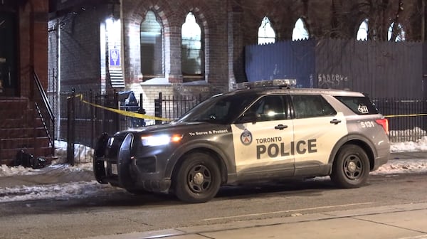 Toronto police investigating downtown stabbing