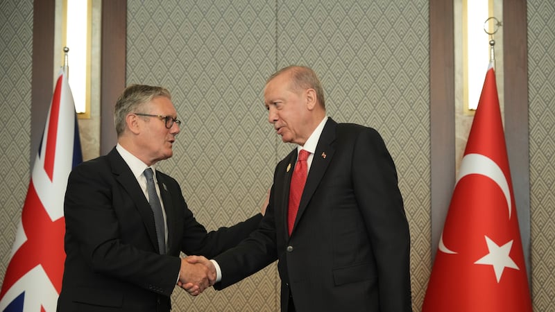 Erdogan gave pistols to NATO leaders, Starmer says