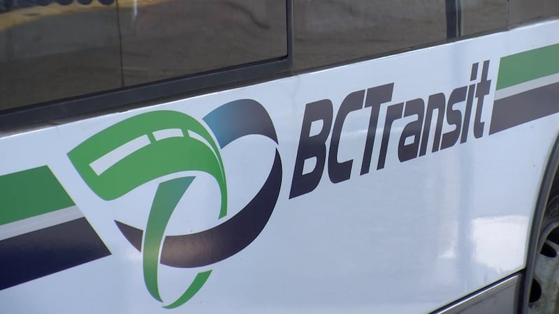 Man arrested after stealing, crashing transit bus in Kamloops, B.C., RCMP say