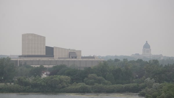 Air quality warning issued for Regina as wildfire smoke rolls in, Rider game delayed