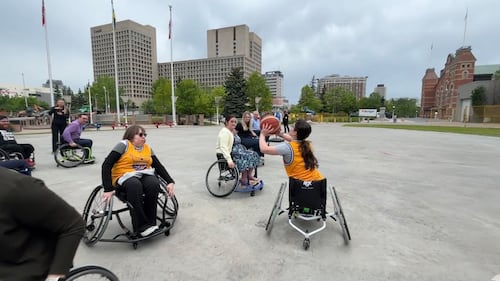 Ottawa marks Accessibility Day with wheelchair basketball game at City Hall
