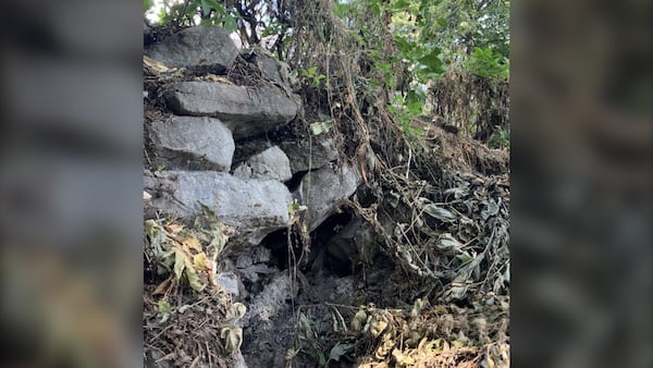 Massive rockfall forces evacuation of nine homes in Laval