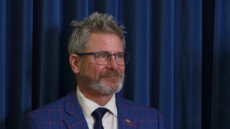 Banman blasts 'fringe' circle around B.C. Conservative leader as caucus shrinks again
