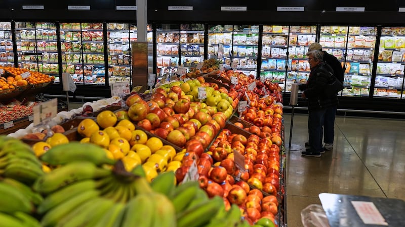 Canadians to get one-time groceries benefit payment this summer
