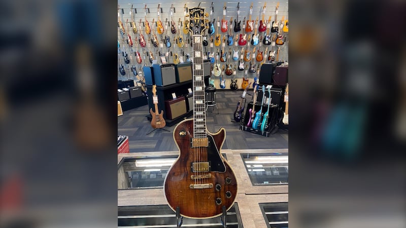 ‘Give it back’: Rare Les Paul guitar worth $14,000 stolen from Moncton shop
