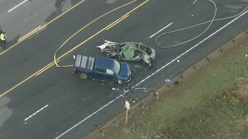 1 dead, 2 injured after crash north of Toronto