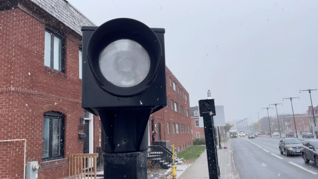 More drivers caught at Ottawa’s red light cameras so far in 2026