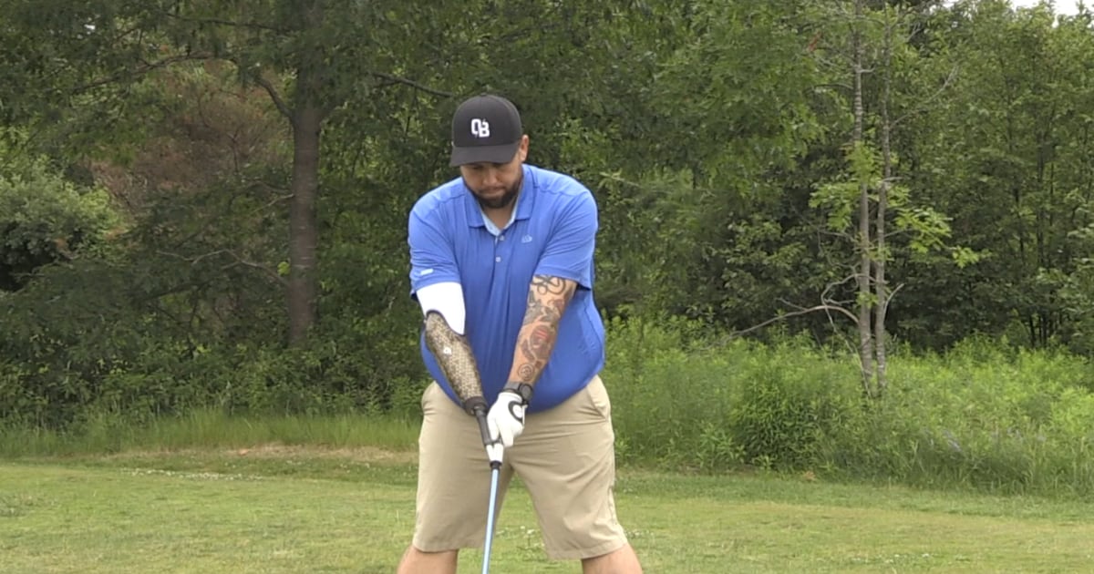 Stunning Adaptive Wearable Exosuit For Golfers Training image