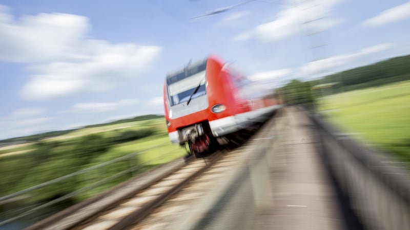 More and faster trains in new places are bound for rural Alberta, passenger plan session hears