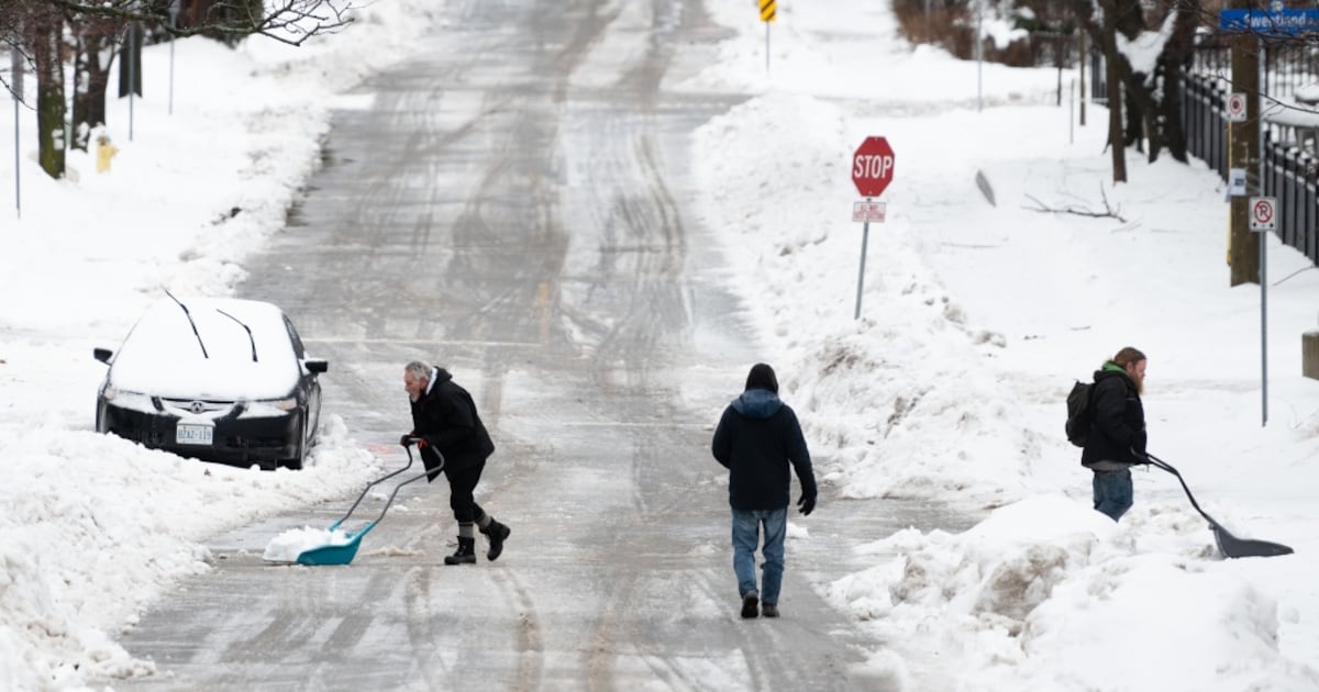 How to check road conditions in your area before you travel