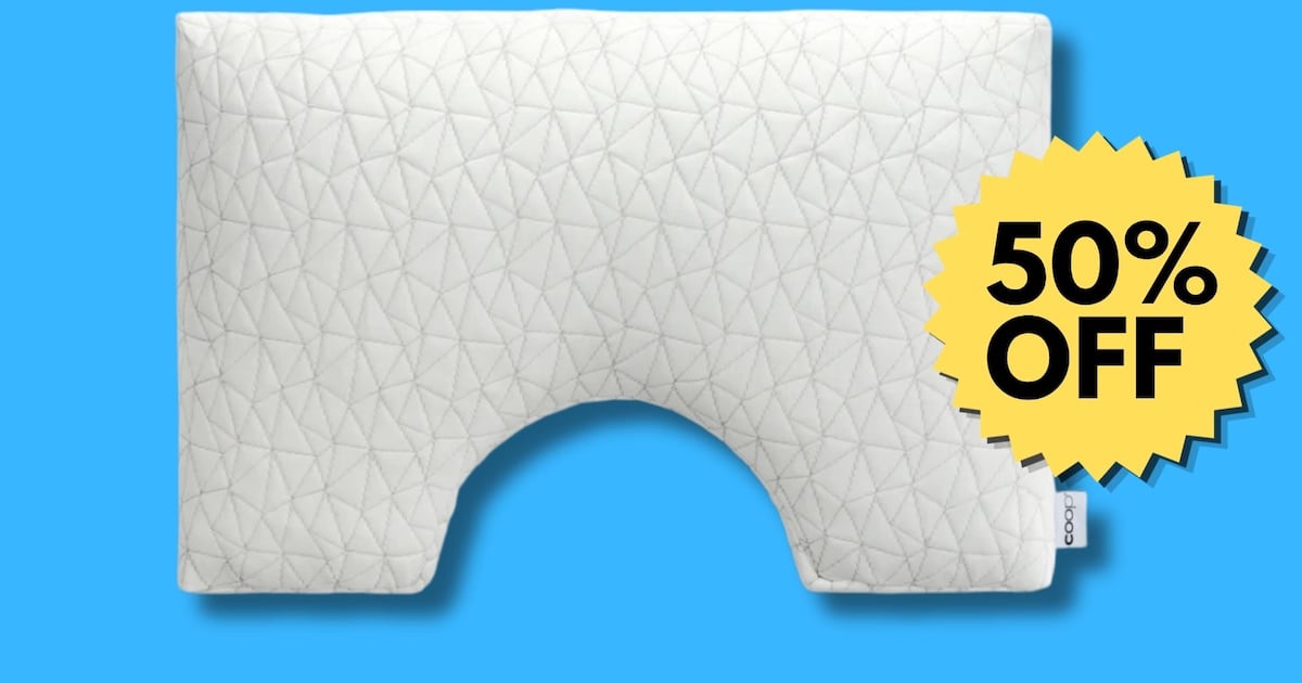 This Cut-Out Pillow For Side Sleepers Is A Whopping 50% Off Today